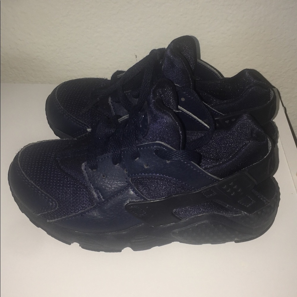 blue nike huarache